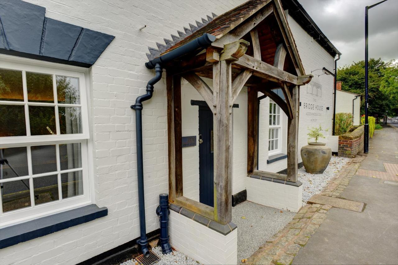 Отель The Bridge House Henley Экстерьер фото
