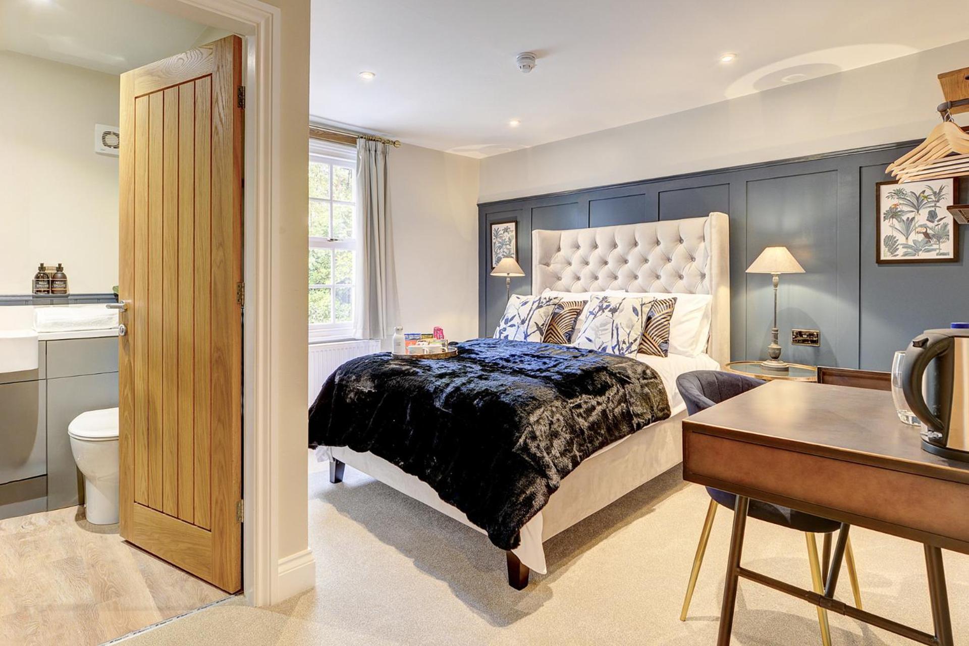 Отель The Bridge House Henley Экстерьер фото