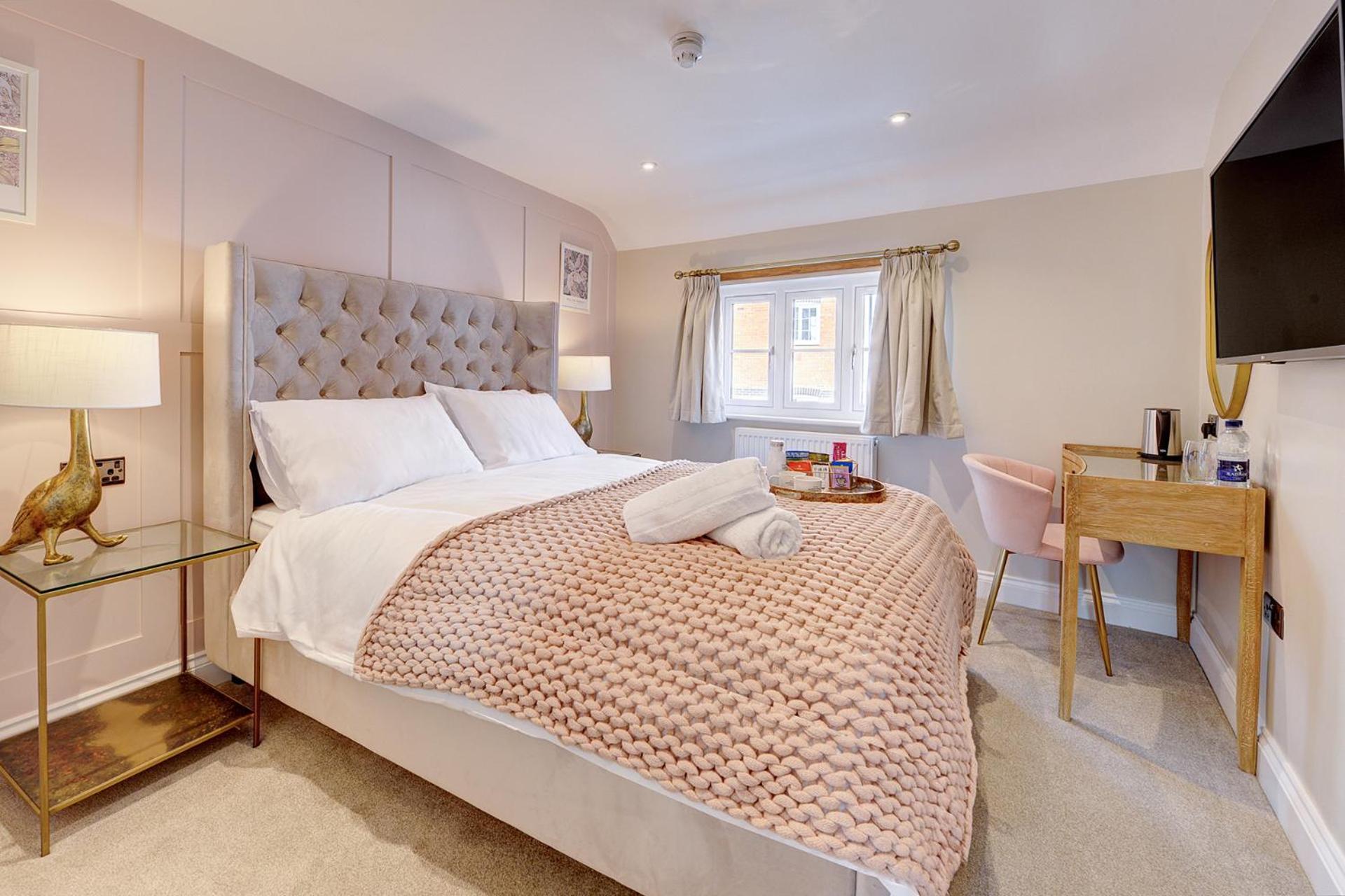Отель The Bridge House Henley Экстерьер фото