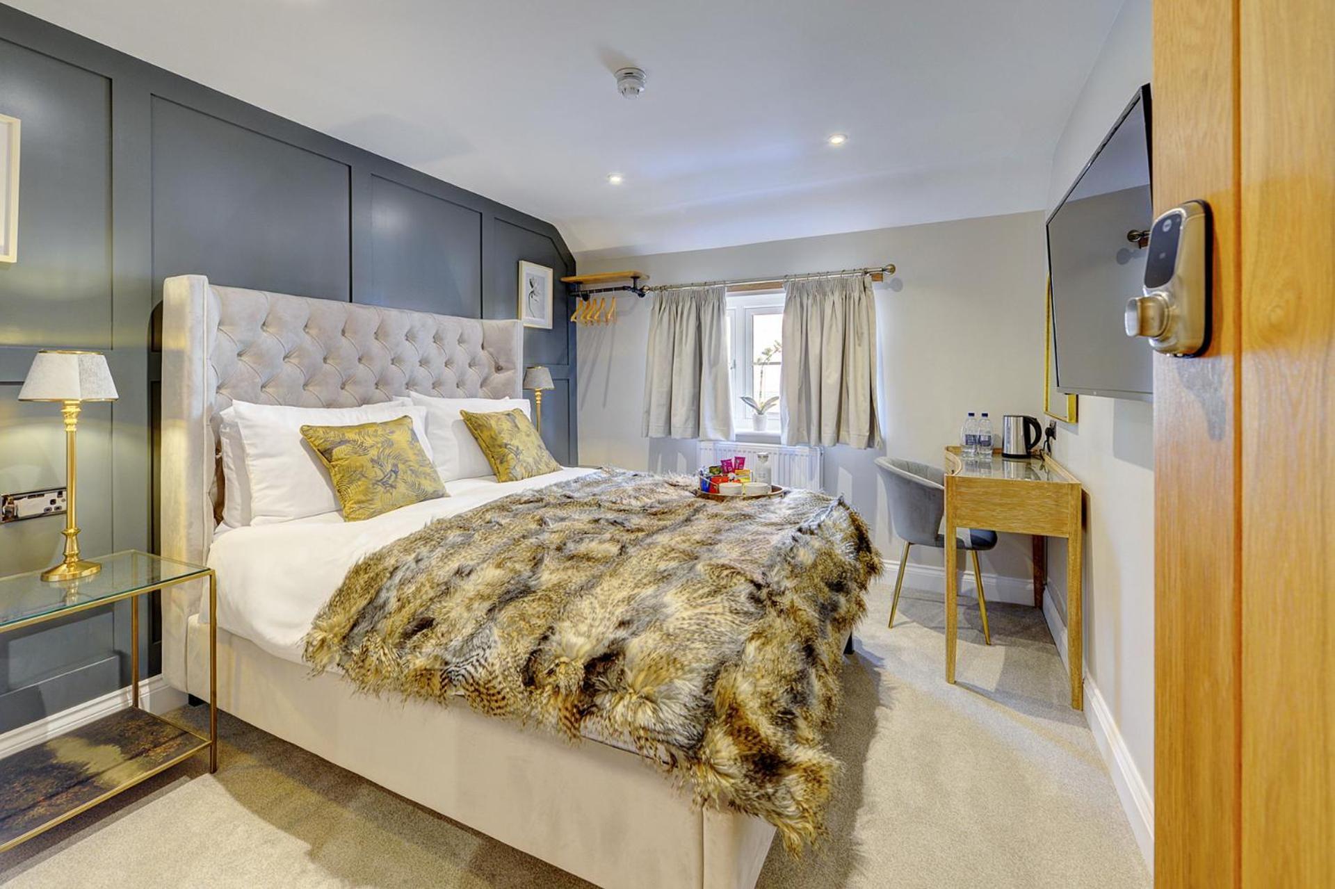 Отель The Bridge House Henley Экстерьер фото