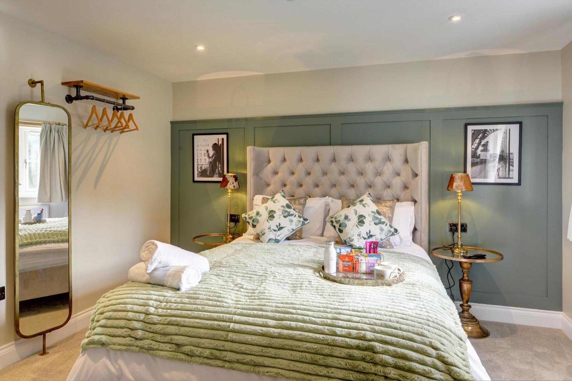 Отель The Bridge House Henley Экстерьер фото
