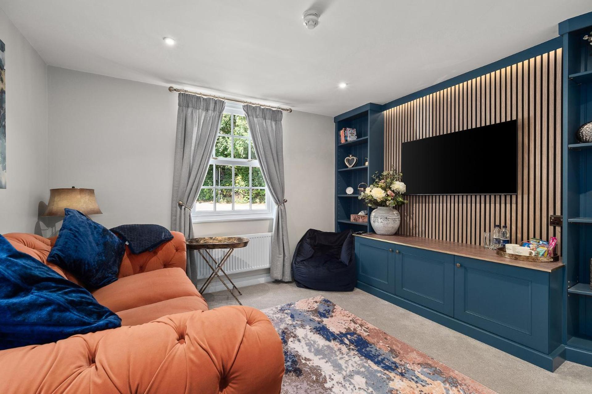 Отель The Bridge House Henley Экстерьер фото